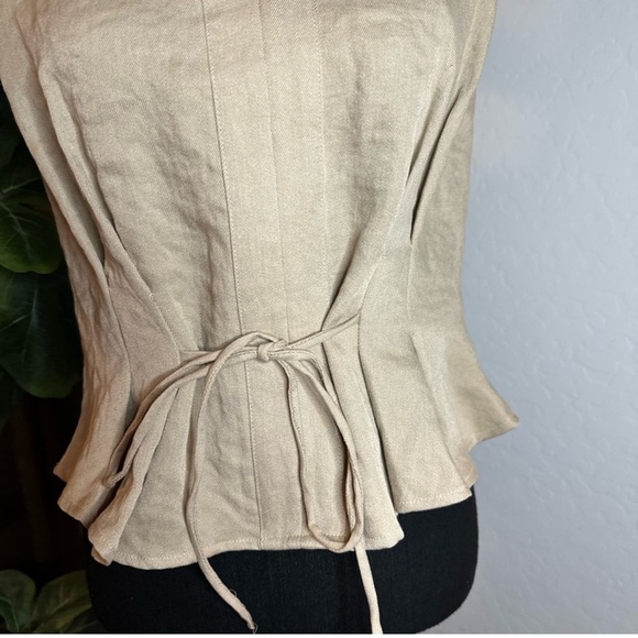 OGL Cream Sleeveless Top - Picture 4 of 9